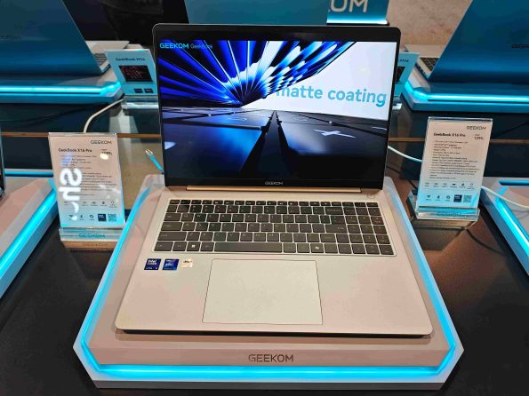 Geekbook X16 pro at CES 2026